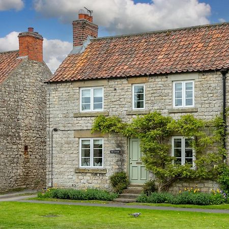 Pretty Yorkshire Stone Cottage Harome Buitenkant foto