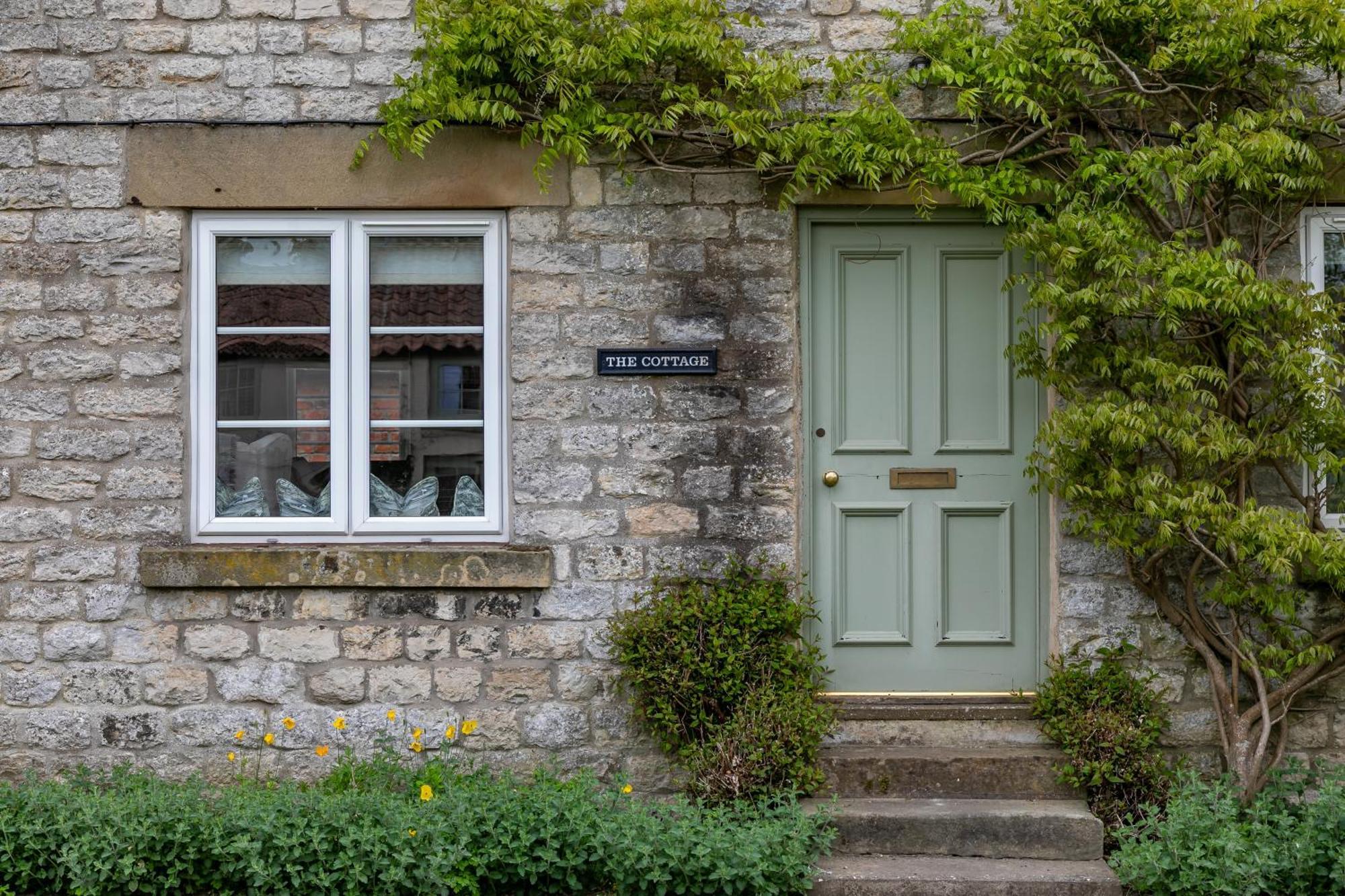 Pretty Yorkshire Stone Cottage Harome Buitenkant foto